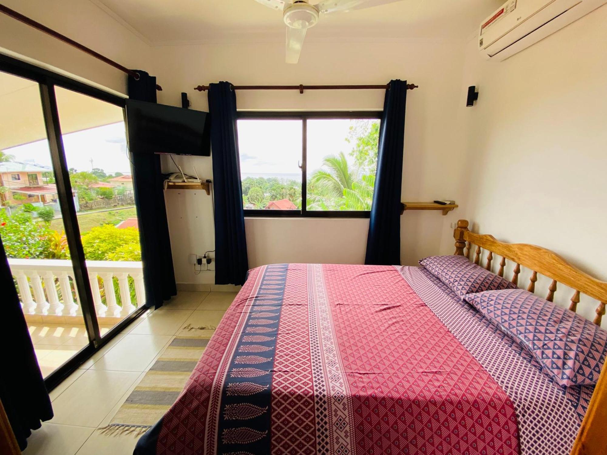 Maison d'hôtes Oceanic View Beau Vallon (Mahe)